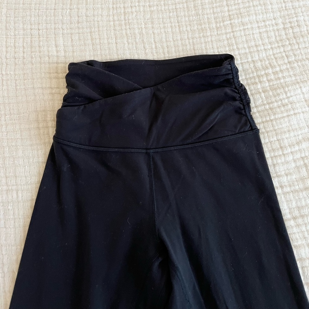 Lululemon Align Cross Waist 21 in inseam